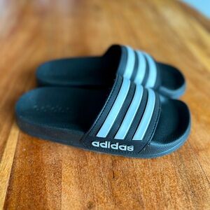 Girls Black Classic Adidas Slides